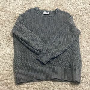 Grey Old navy sweater